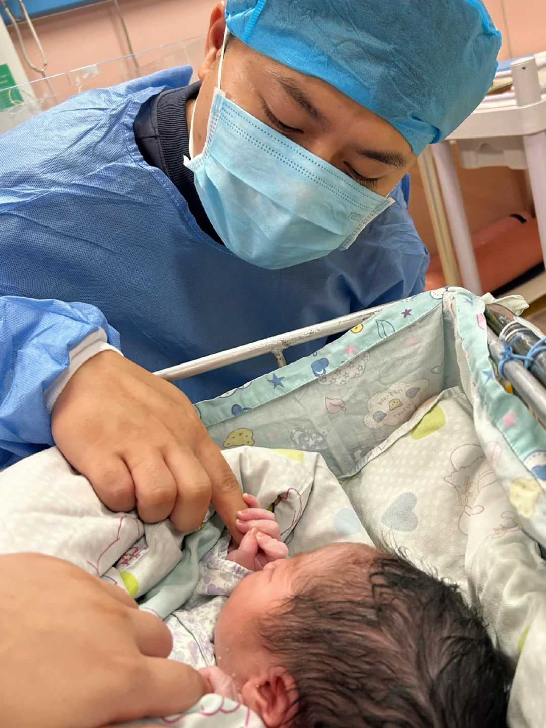 厦门试管代生医生排名表，2026厦门供卵试管能做双胞胎吗